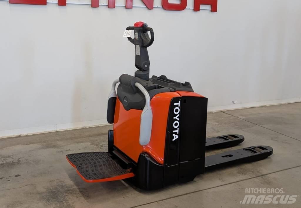 Toyota 10794 LPE200 Ηλεκτρικά περονοφόρα ανυψωτικά κλαρκ