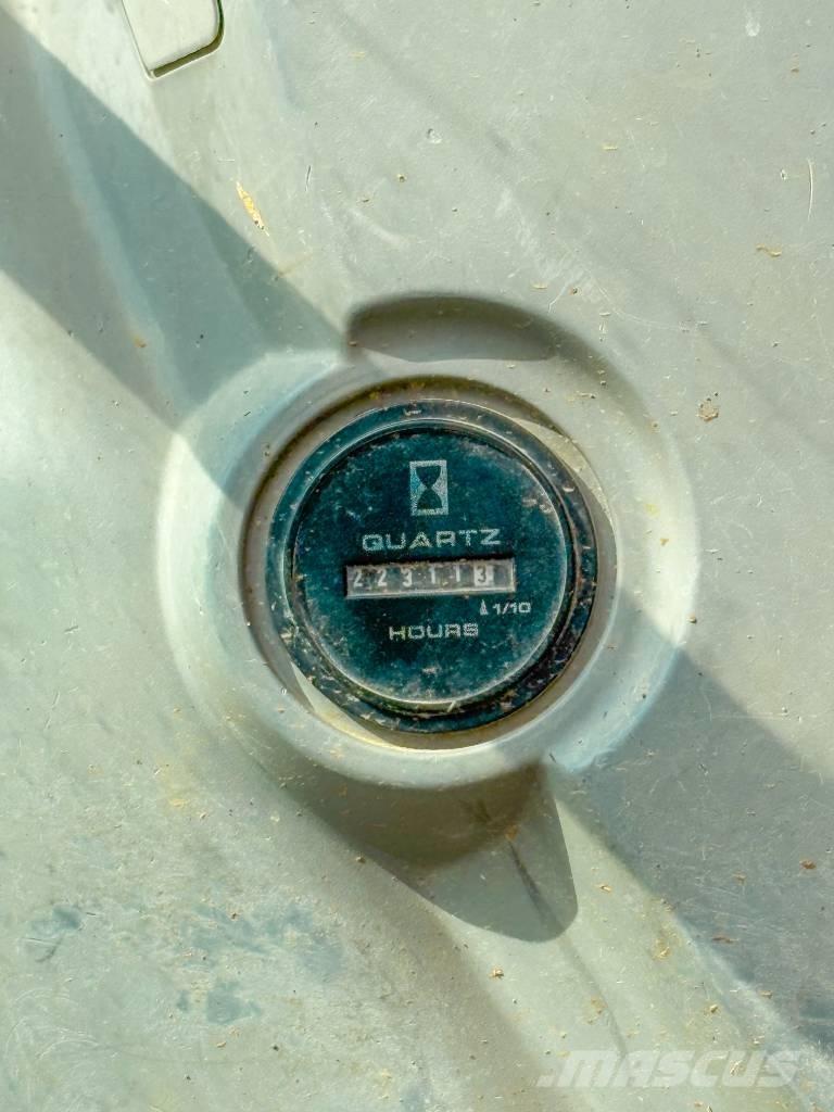 New Holland E 245 B Εκσκαφείς με ερπύστριες