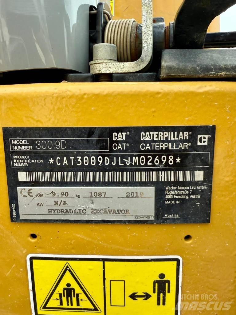 CAT 300.9 D Εκσκαφάκι (διαβολάκι) < 7t