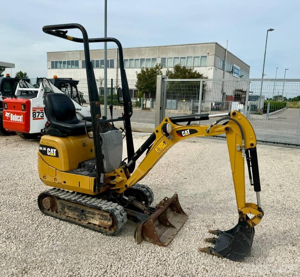 CAT 300.9 D Εκσκαφάκι (διαβολάκι) < 7t