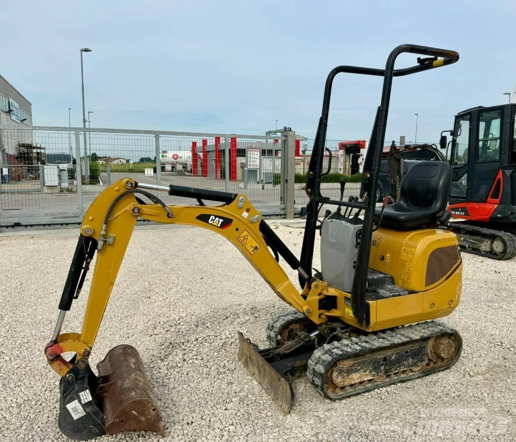 CAT 300.9 D Εκσκαφάκι (διαβολάκι) < 7t