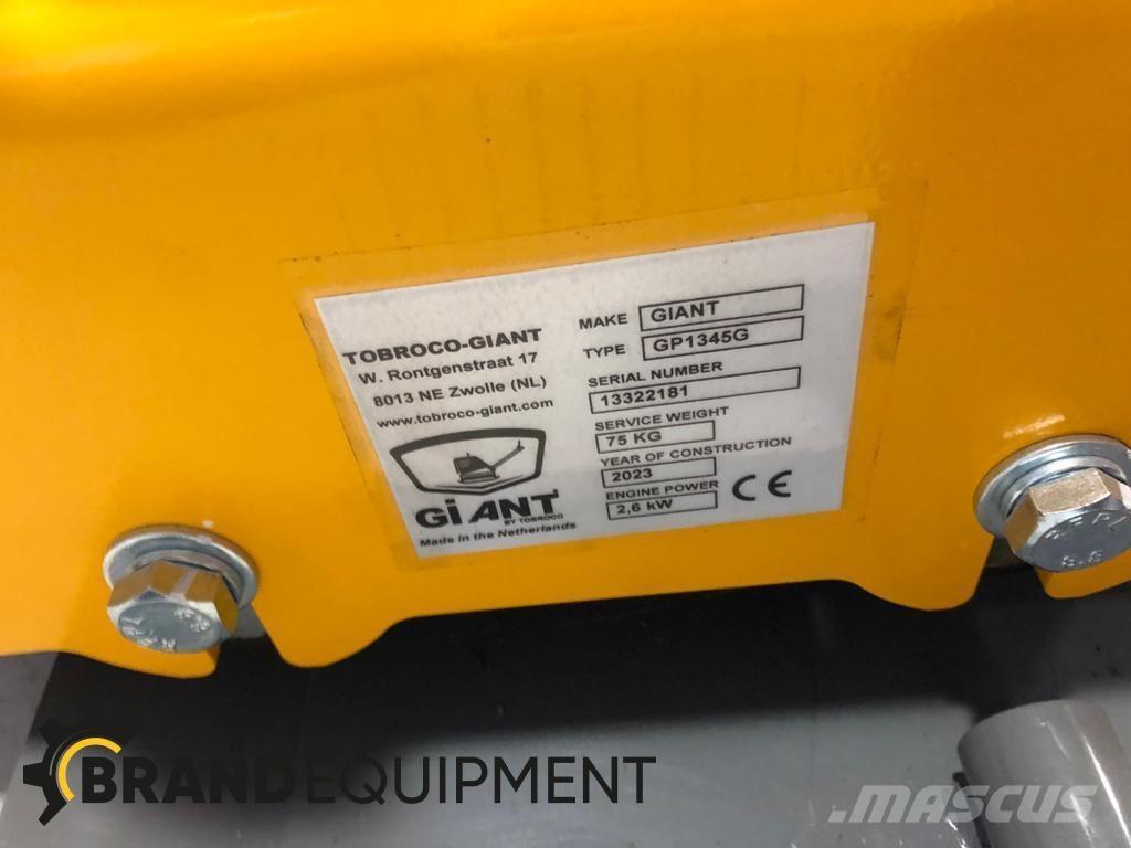 GiANT GP1345G Επίπεδοι κόπανοι