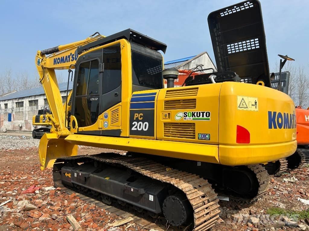 Komatsu PC 200-8 Εκσκαφείς με ερπύστριες