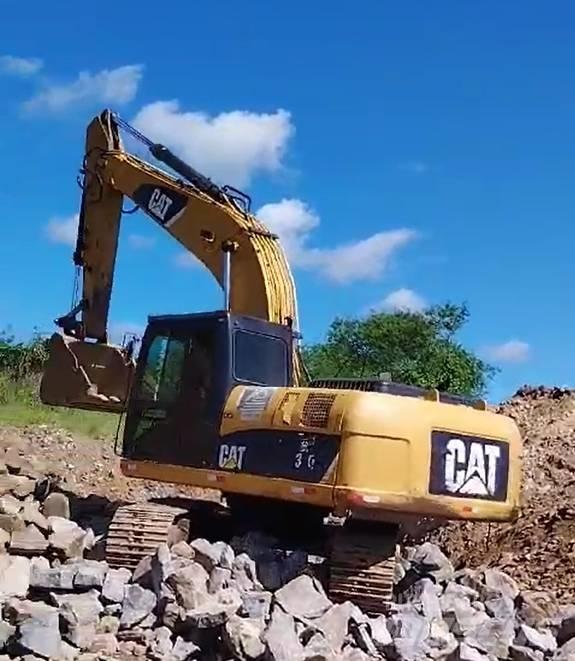 CAT 320D Εκσκαφείς με ερπύστριες