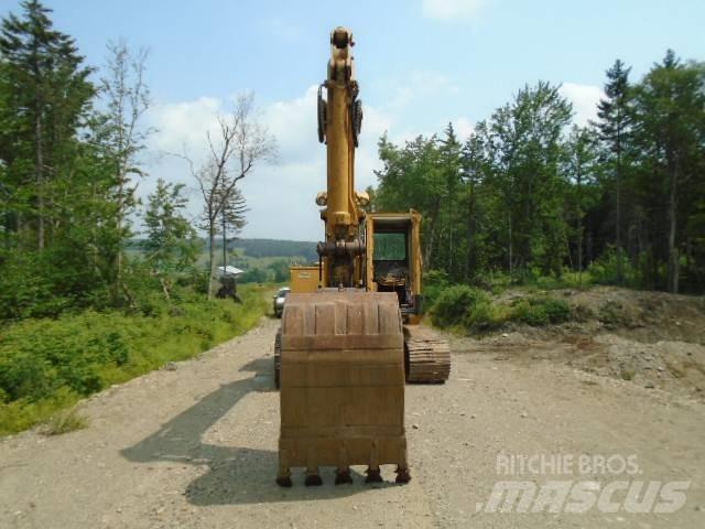 CAT 215 Εκσκαφείς με ερπύστριες