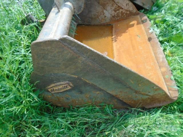 CAT 215 Εκσκαφείς με ερπύστριες