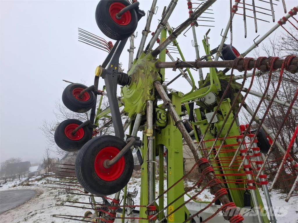 CLAAS Liner 3600 Αναμοχλευτήρες