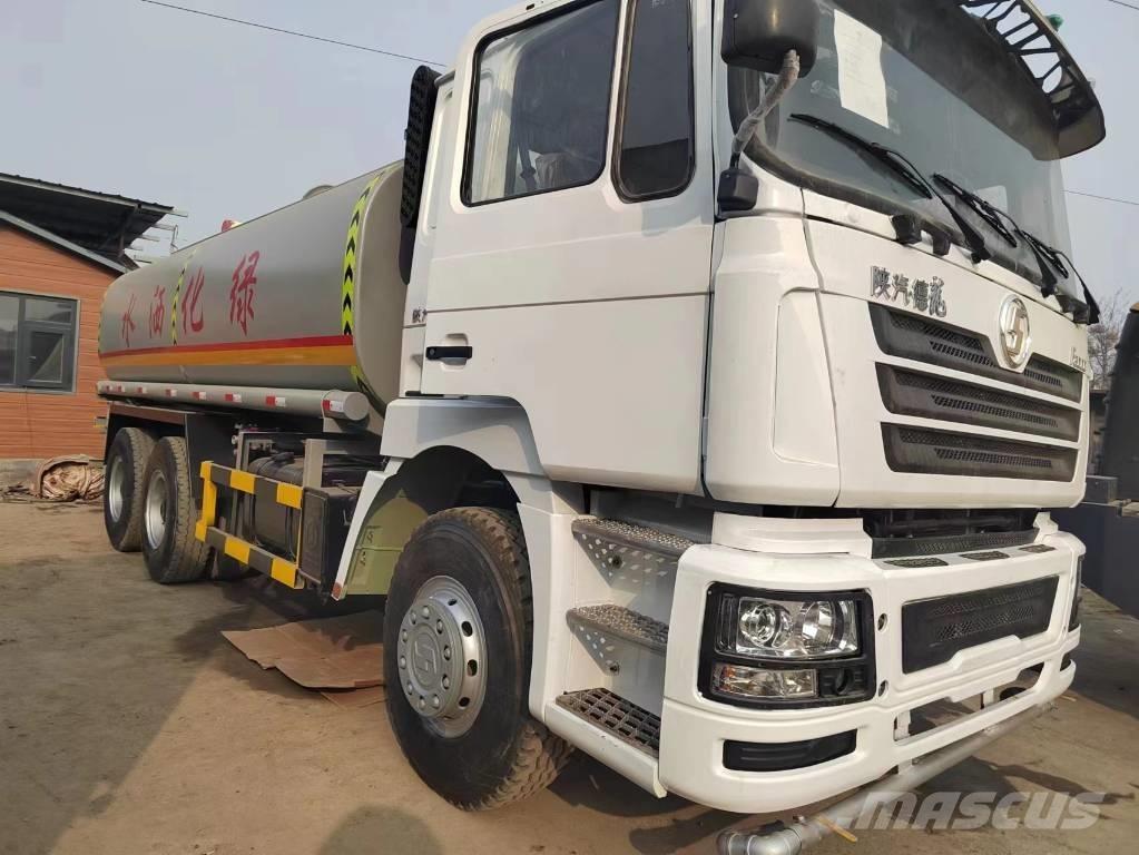 Shacman F3000 6x4 Βυτία νερού