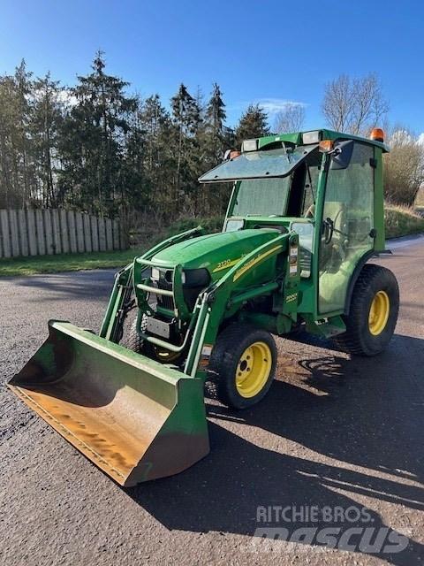 John Deere 2720 Τρακτέρ μικρών διαστάσεων