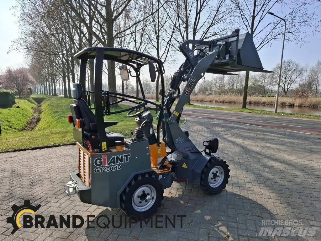 GiANT G1200HD Φορτωτές με λάστιχα (Τροχοφόροι)