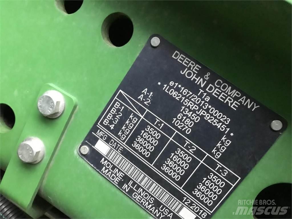John Deere 6215R Τρακτέρ