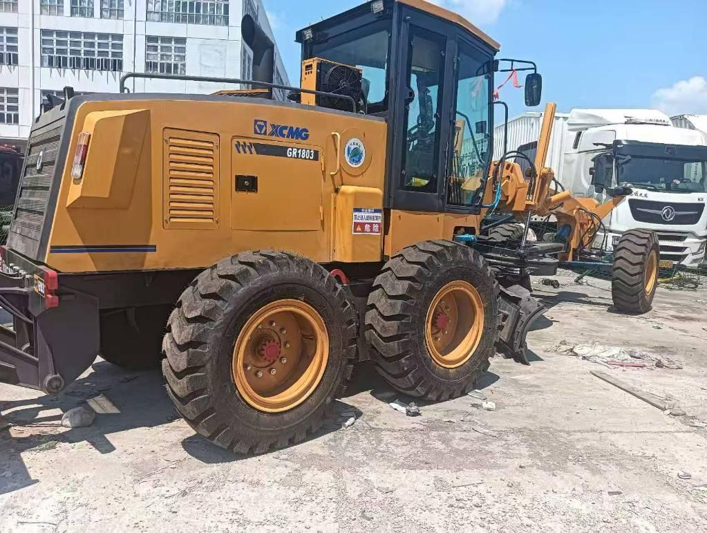 XCMG 1803 Γκρέιντερς