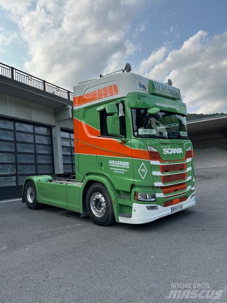 Scania R450 Τράκτορες