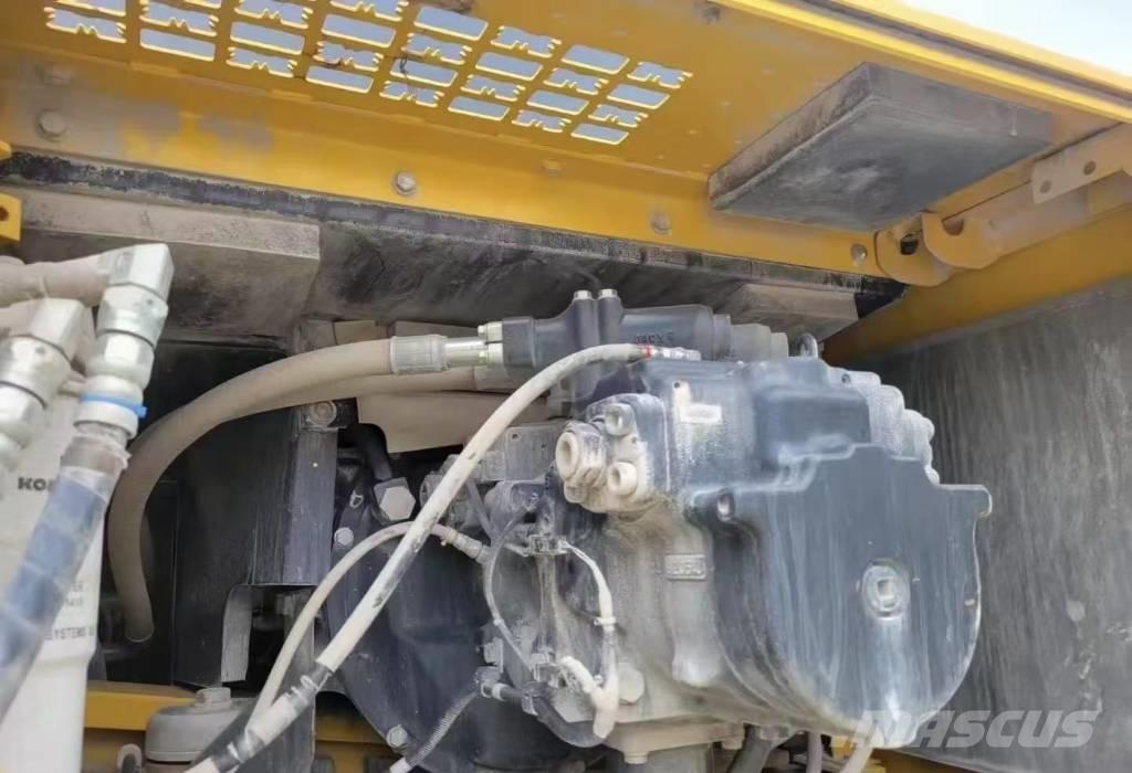 Komatsu PC 460-8 Εκσκαφείς με ερπύστριες