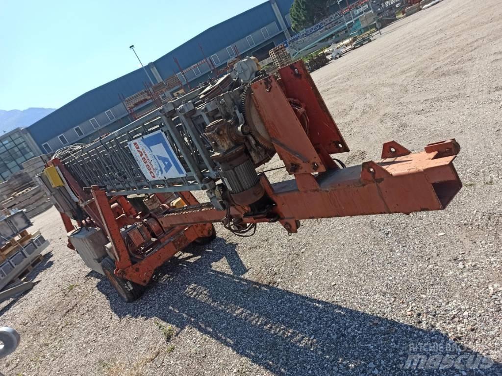 Fari E300 Αυτοεγειρόμενοι γερανοί