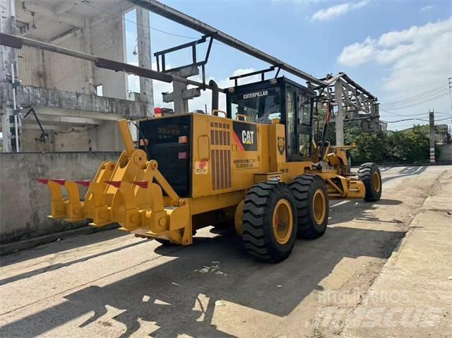 CAT 140 K Γκρέιντερς