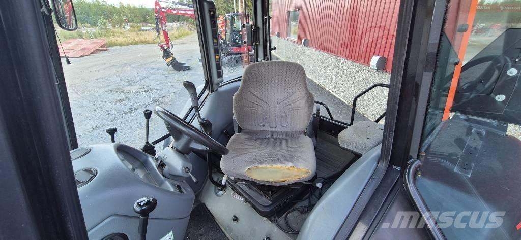 Valtra A 75 Τρακτέρ