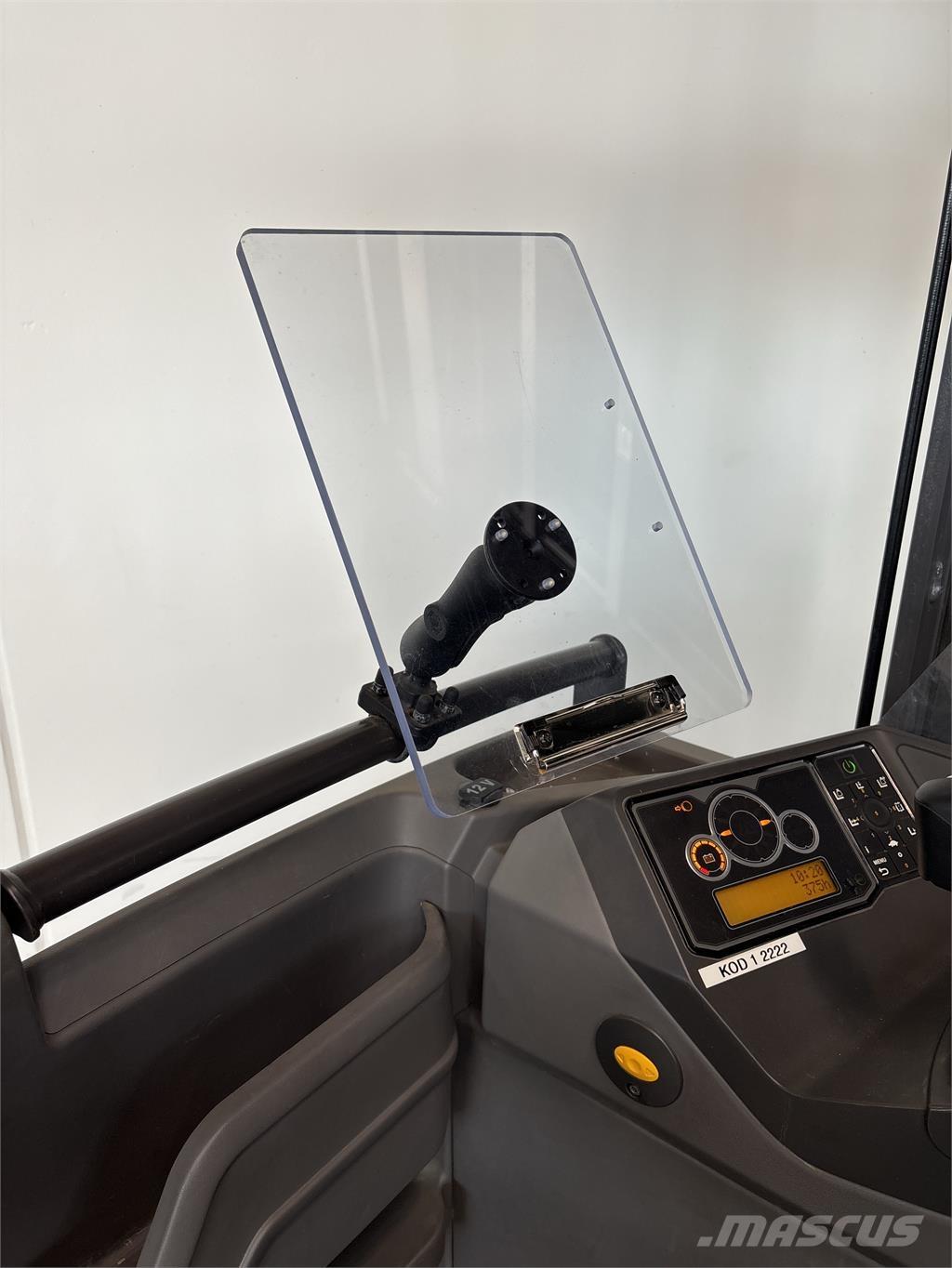 Atlet UMS160 Ανυψωτικά στενών δρόμων