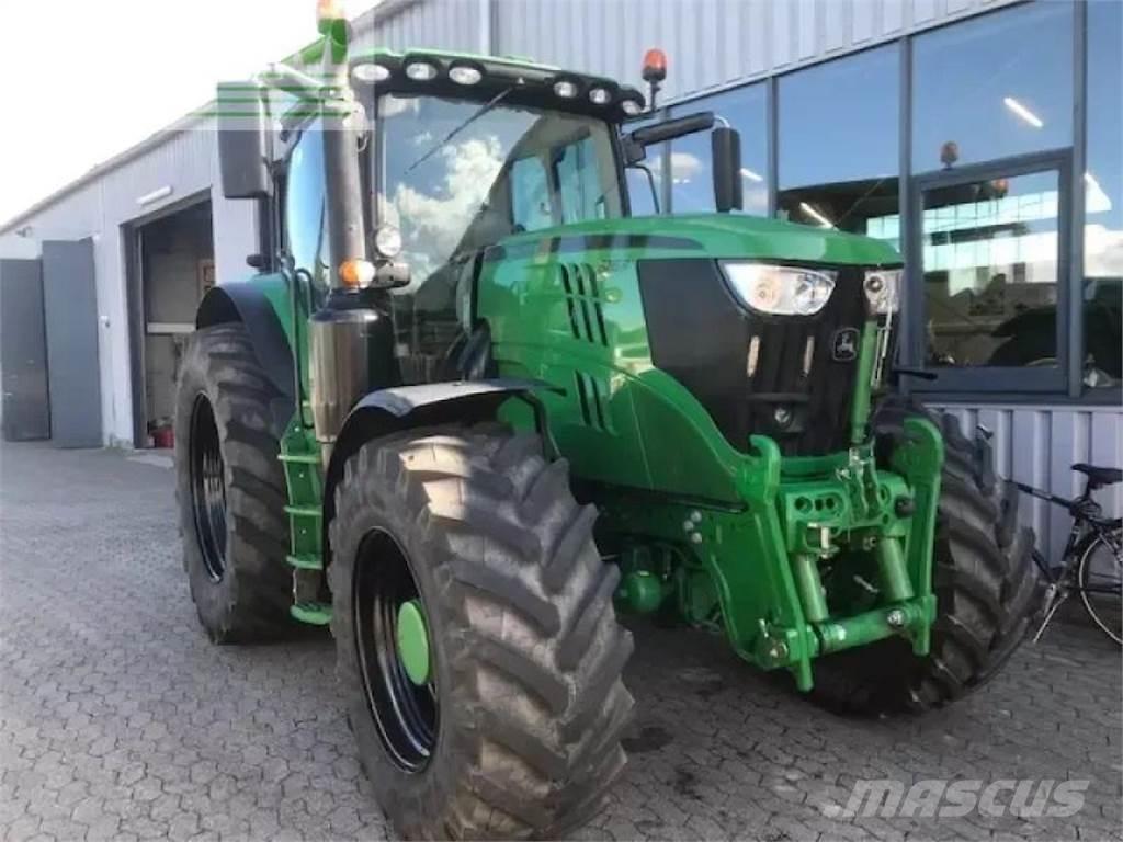 John Deere 6215r Τρακτέρ