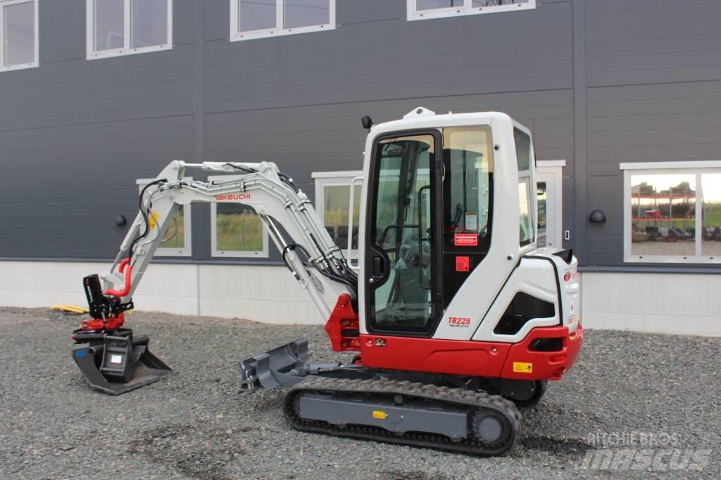 Takeuchi TB 225 Εκσκαφάκι (διαβολάκι) < 7t