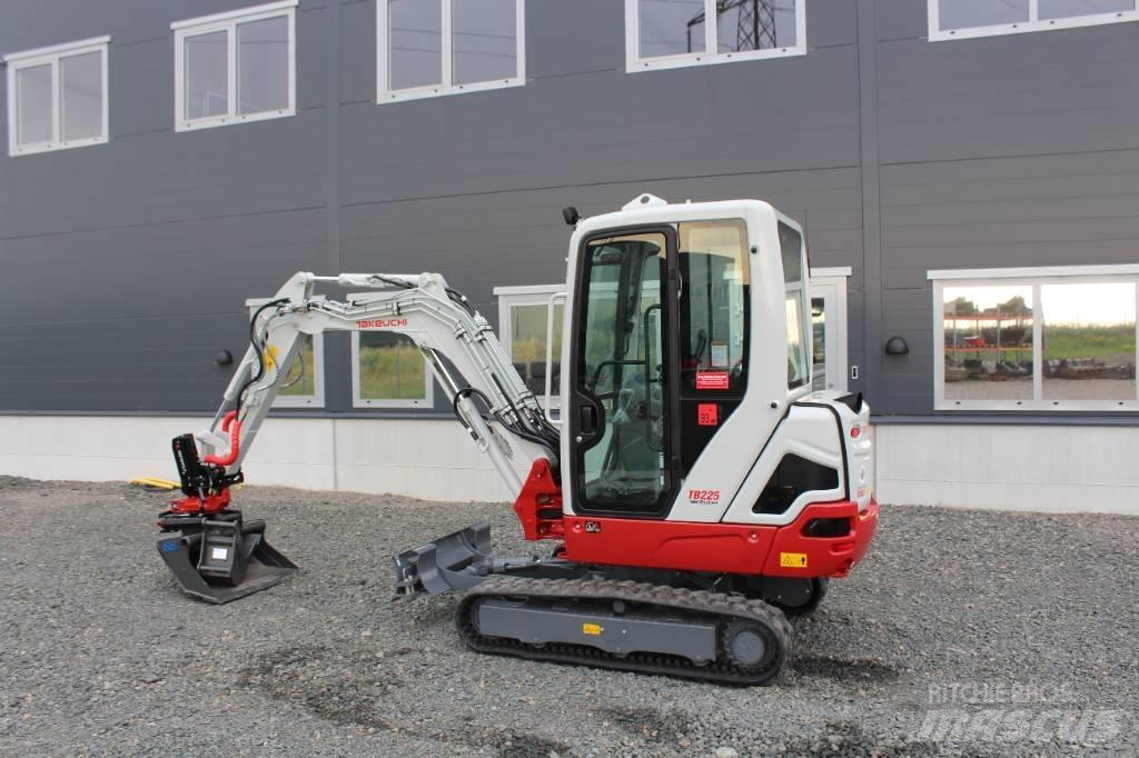 Takeuchi TB 225 Εκσκαφάκι (διαβολάκι) < 7t