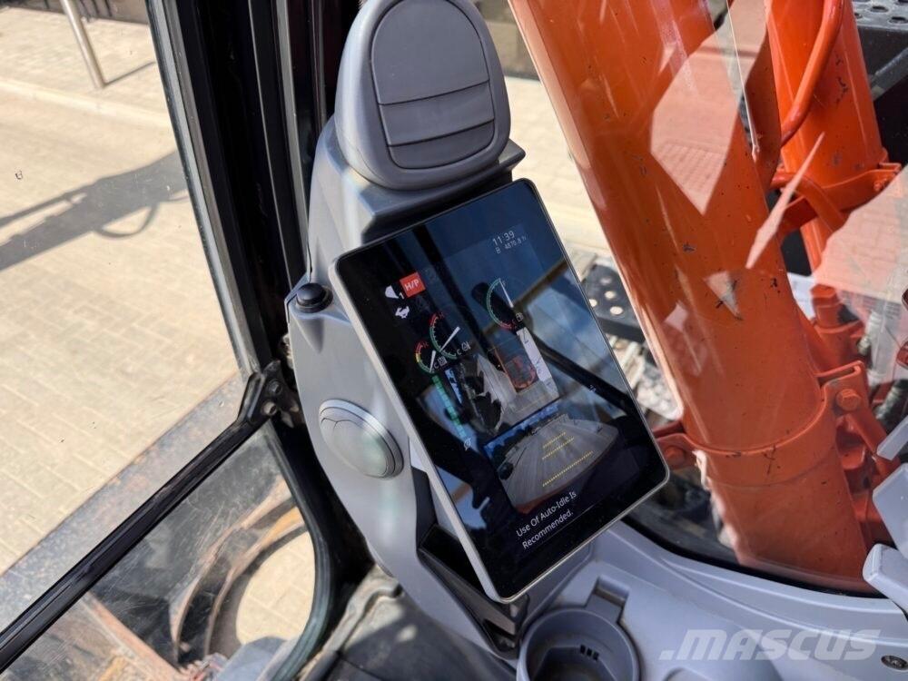 Hitachi ZX135USBL-7 Εκσκαφείς με ερπύστριες