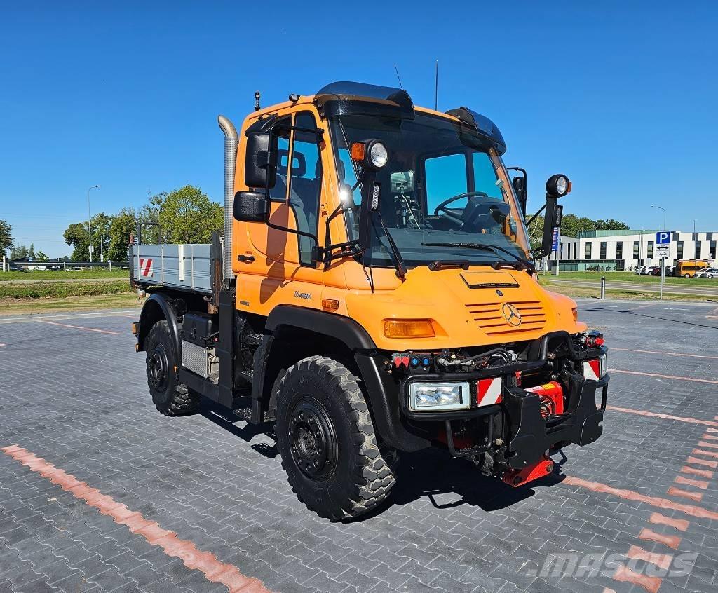 Unimog U400 Φορτηγά φόρτωσης κάδων