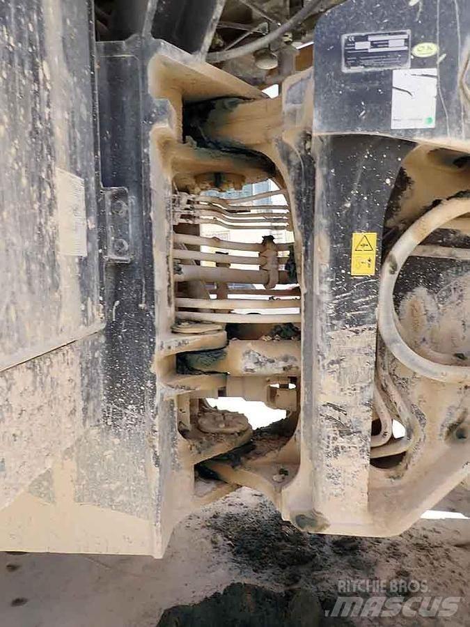 Komatsu WA600-8EO Φορτωτές με λάστιχα (Τροχοφόροι)
