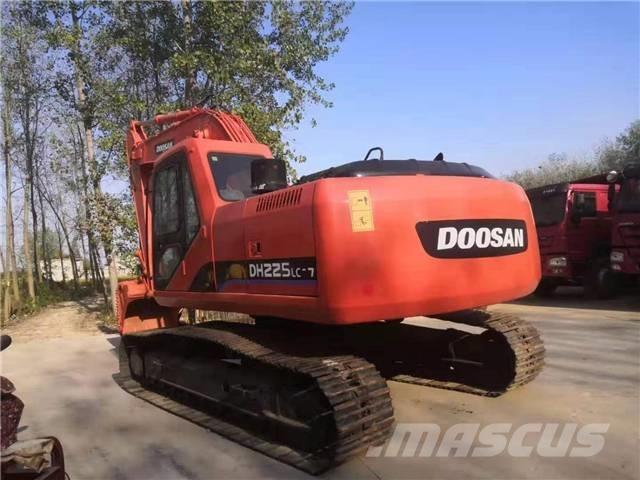 Doosan DH225LC-7 Εκσκαφείς με ερπύστριες