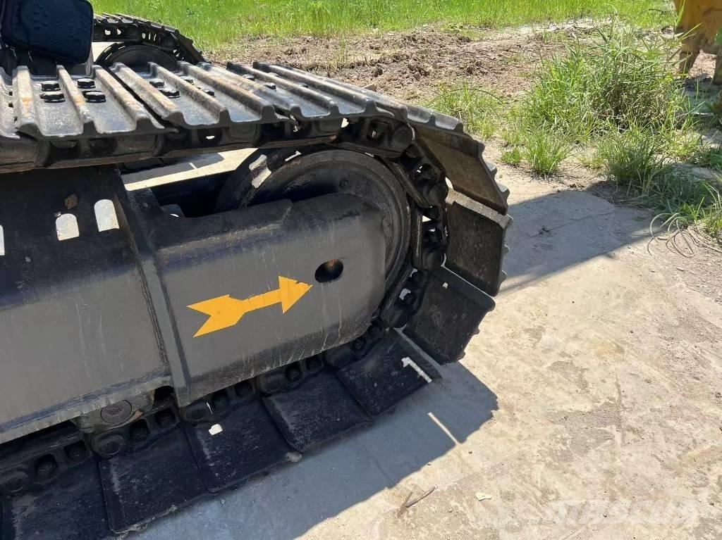 Komatsu PC 220 Εκσκαφείς με ερπύστριες