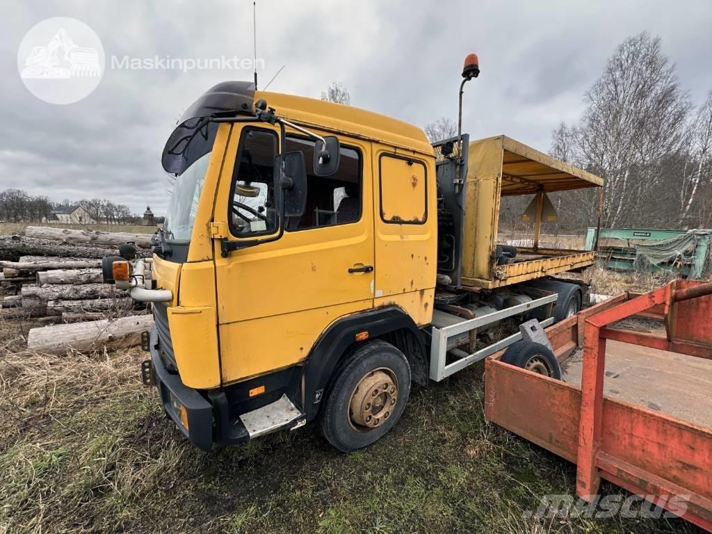 Mercedes-Benz 1117 L Φορτηγά ανατροπή με γάντζο