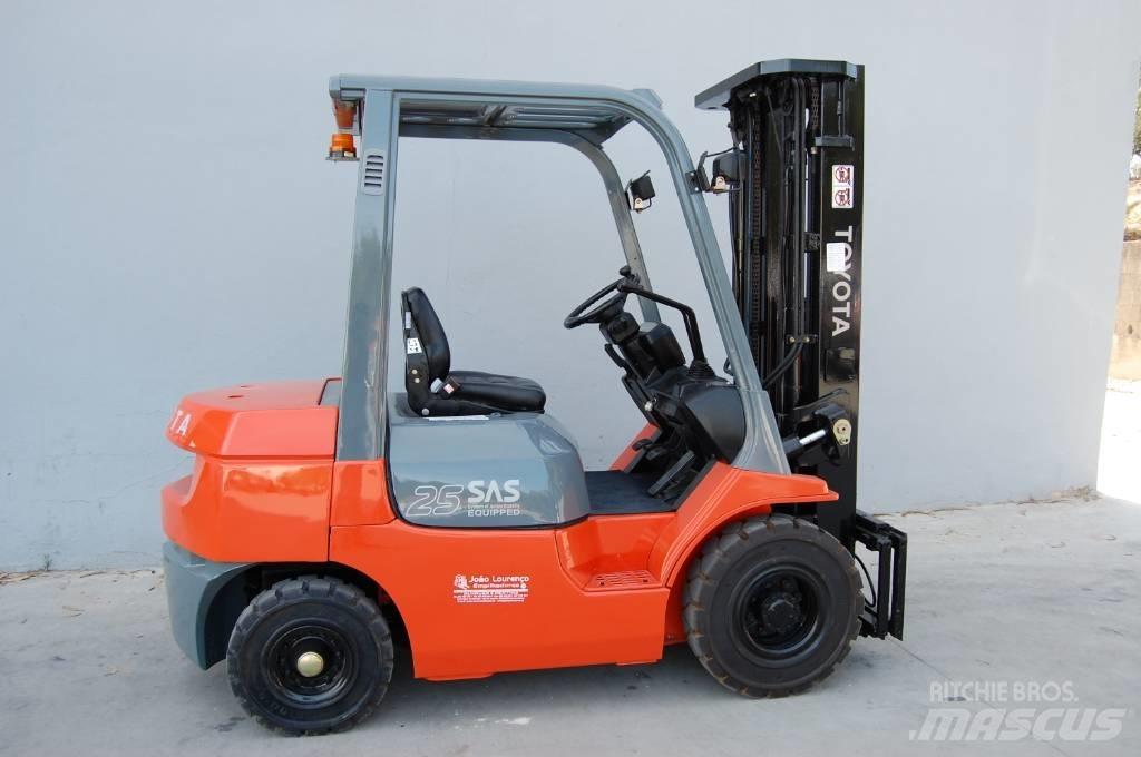 Toyota 7 FD 25 Πετρελαιοκίνητα Κλαρκ