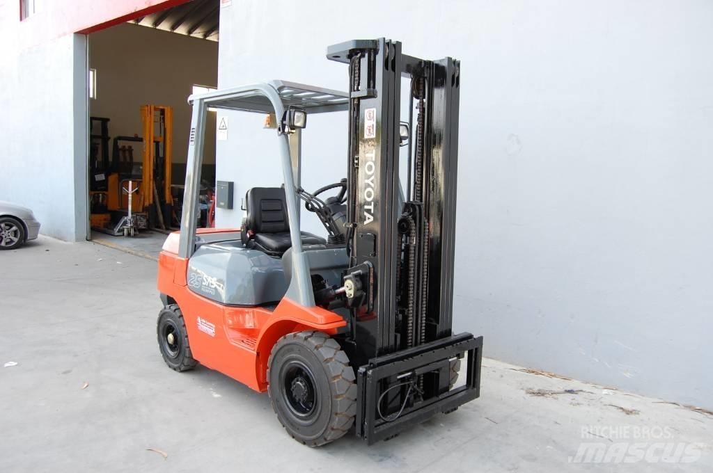 Toyota 7 FD 25 Πετρελαιοκίνητα Κλαρκ