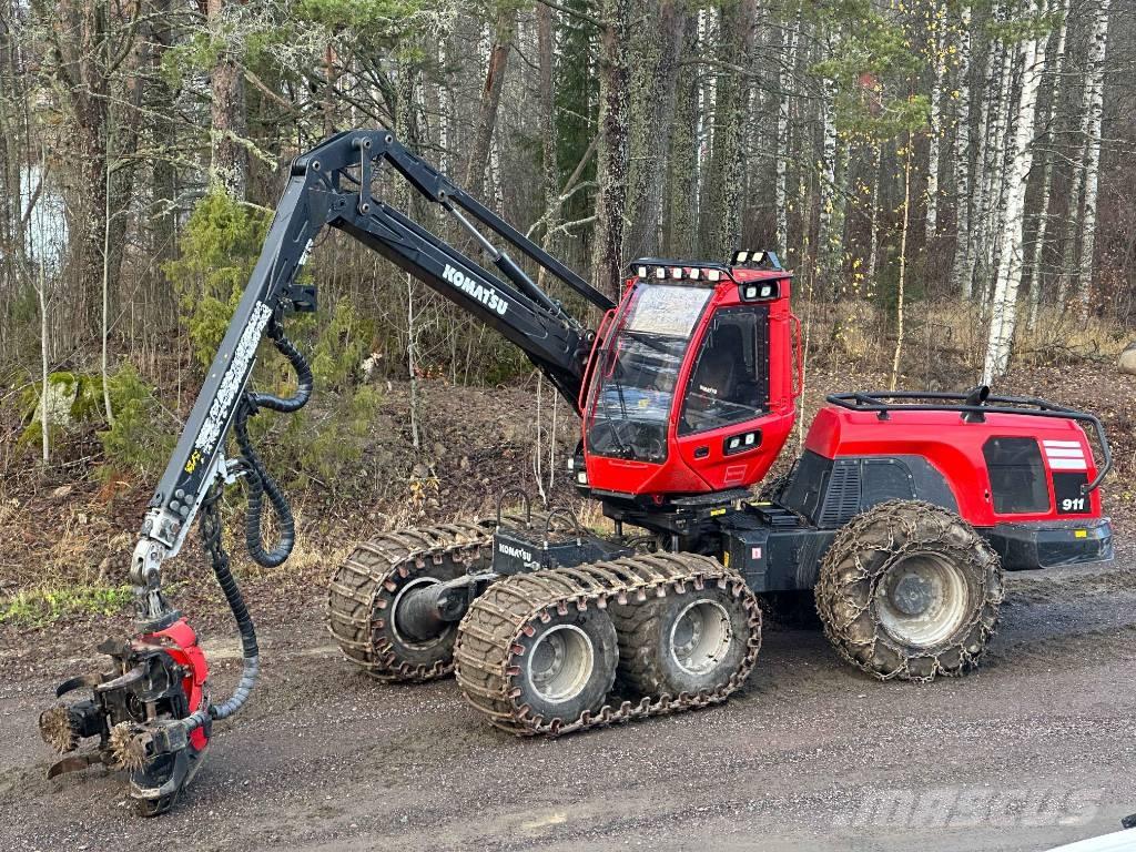 Komatsu 911 Θεριζοαλωνιστικές μηχανές