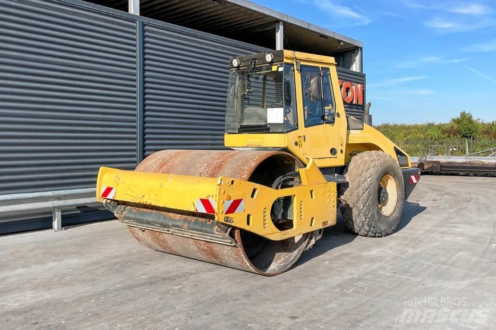Bomag BW 213 DH-4 Οδοστρωτήρες μονού κυλίνδρου