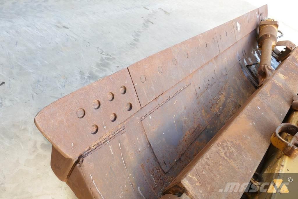 CAT D7G Blade Πτερύγια