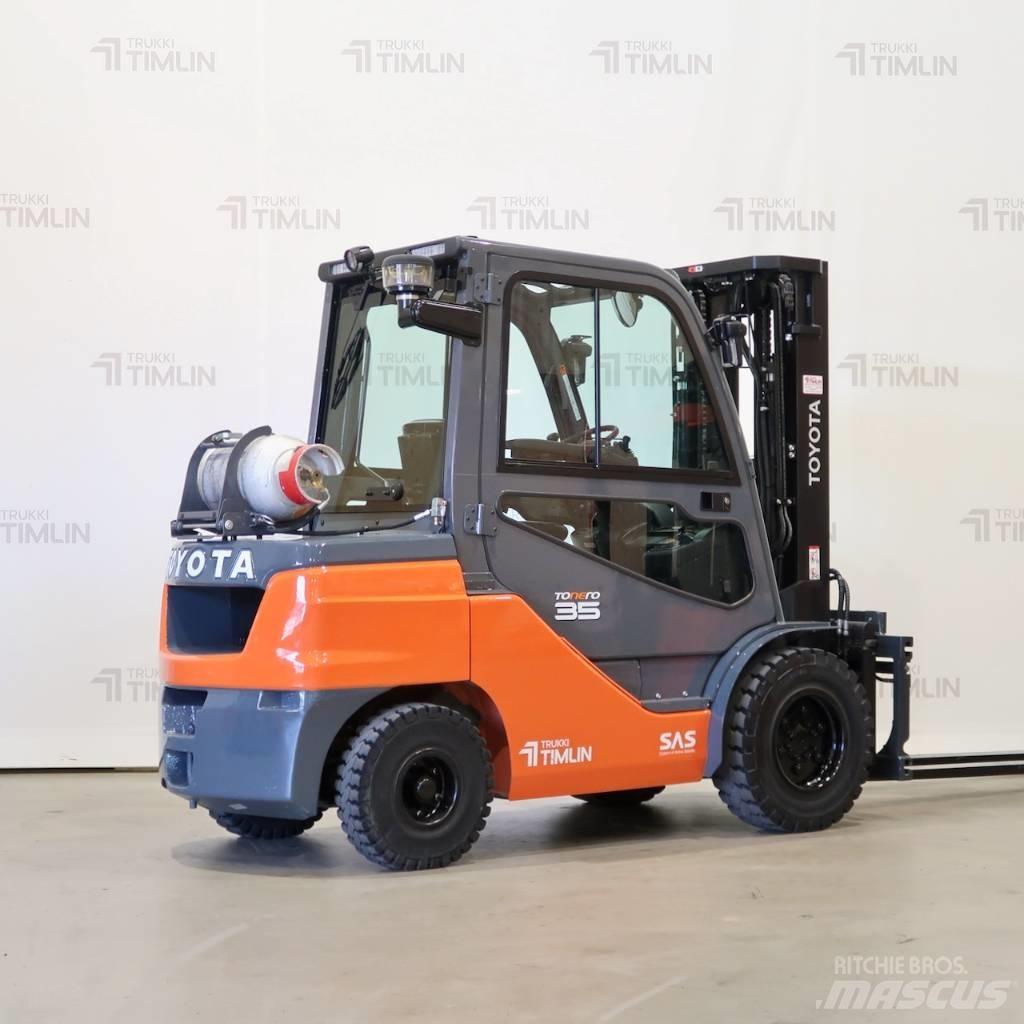 Toyota 02-8FGJF35 Περονοφόρα ανυψωτικά κλαρκ με φυσικό αέριο LPG