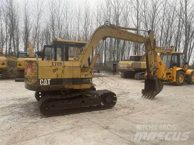 CAT E70B Εκσκαφείς με ερπύστριες