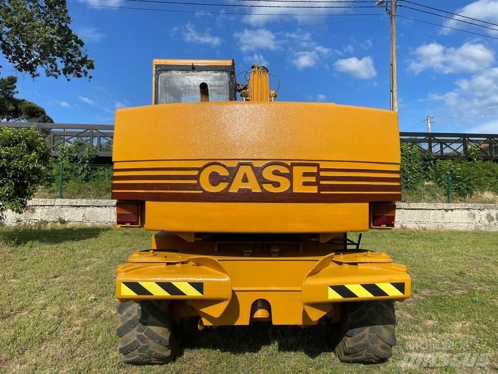CASE 688 B Εκσκαφείς με τροχούς - λάστιχα