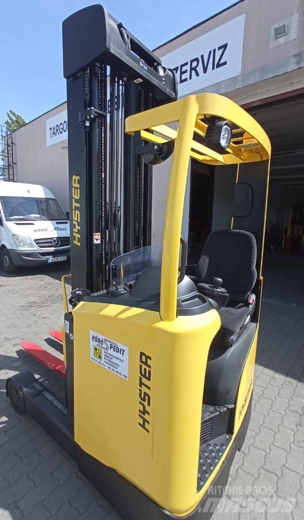Hyster R 1.4 Ανυψωτικά στενών δρόμων