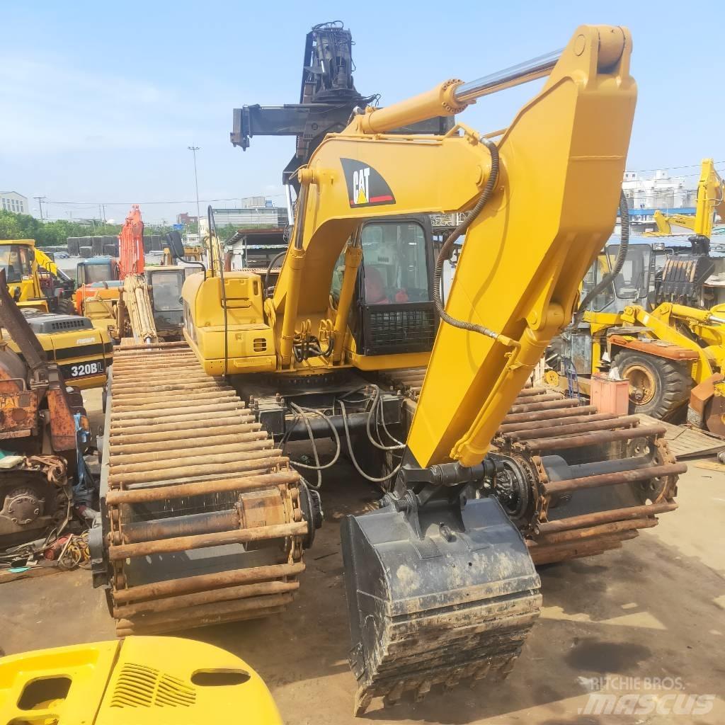 CAT 320C Αμφίβιοι εκσκαφείς