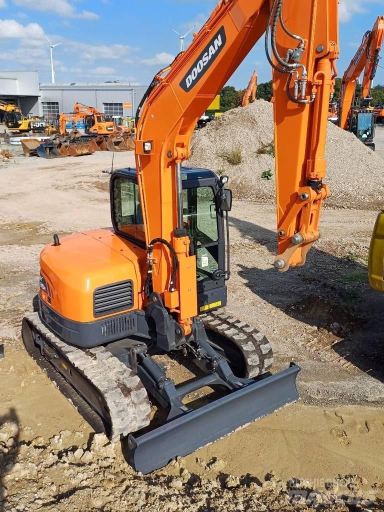 Doosan DX 85 R-3 Μίνι εκσκαφείς 7t - 12t