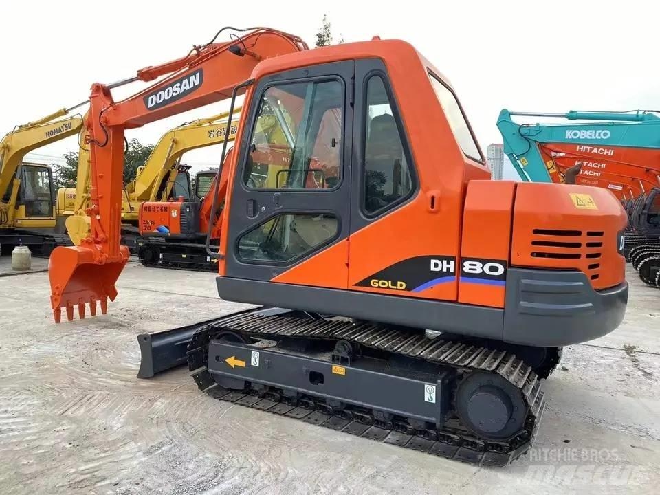 Doosan DH80 Εκσκαφείς με ερπύστριες
