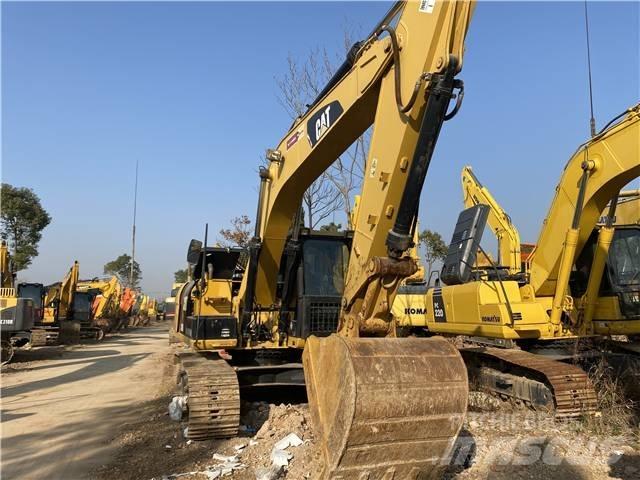 CAT 318D Εκσκαφείς με ερπύστριες