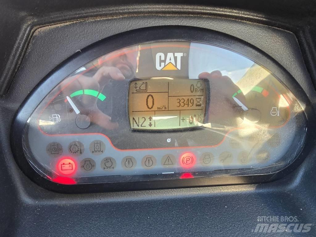 CAT TH337C Τηλεσκοπικοί ανυψωτές