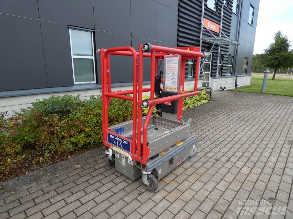 JLG Nano SP Plus Ανυψωτήρες με κατακόρυφους πυλώνες