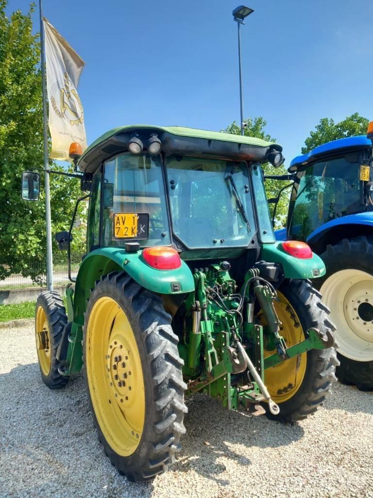 John Deere 5820 Τρακτέρ