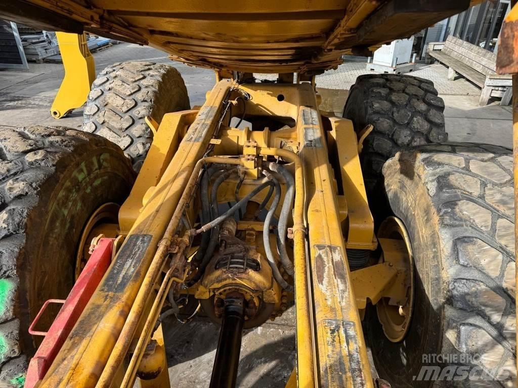 CAT 740 Σπαστό Dump Truck ADT