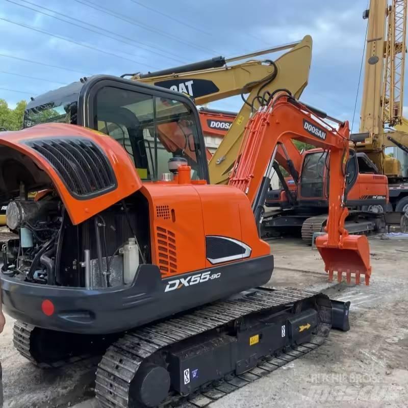 Doosan DX55 Εκσκαφείς με ερπύστριες