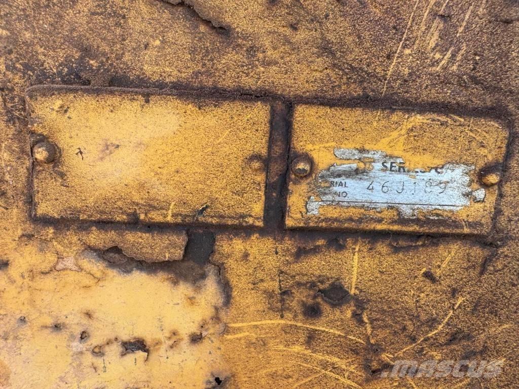 CAT D 6 C Μπουλντόζες με ερπύστριες
